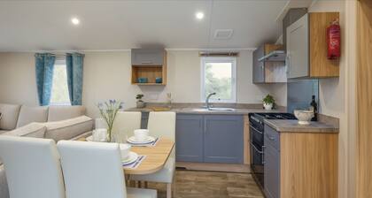 Marton Mere Holiday Village - Holiday Accommodation 17890