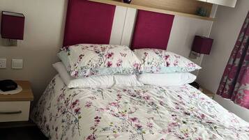 2 bedrooms, free WiFi, individually decorated, individually furnished