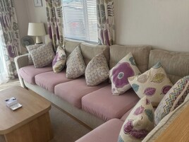 Cottage | Living area | DVD player