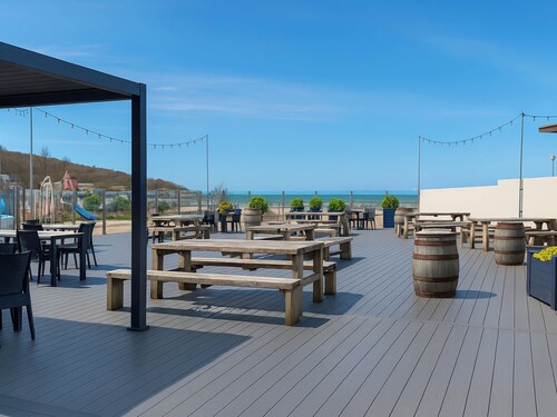 39 Greenlands, Littlesea Holiday Park