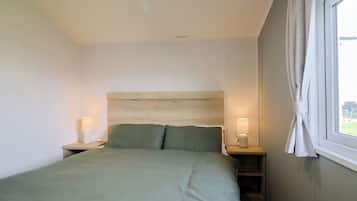 Cottage | 2 bedrooms, individually decorated, individually furnished, free WiFi