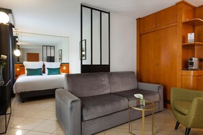 1 bedroom, iron/ironing board, Internet