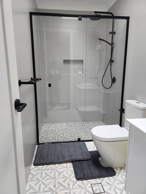 Casa, 2 quartos, acessível, sacada | Banheiro