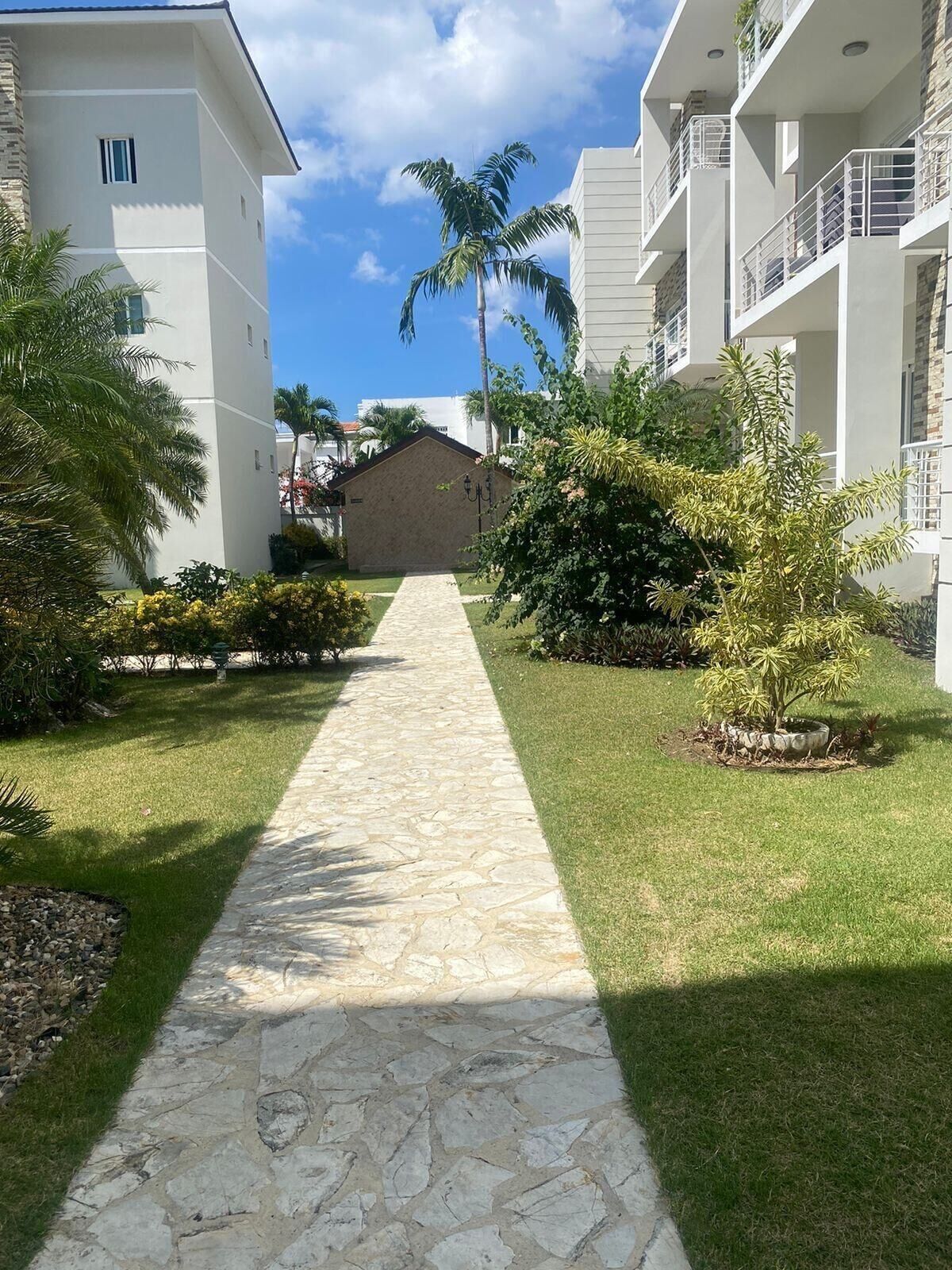 Apartment, 3 Bedrooms, Smoking, Balcony | Property grounds