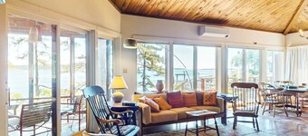 Waterfront Retreat on Southport Island - Pet-Friendly, Sleeps 6