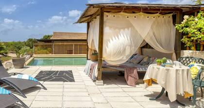 Essenthia - ID 3 - Neuf Chambres Appartement, Couchages 18