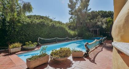 Casa Sergio - ID 4 - Seven Bedroom Apartment, Sleeps 17