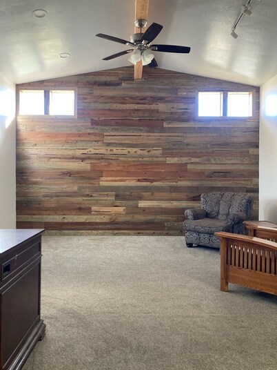 3 BR w Great Room west of Browning, in the foothills of Glacier National Park