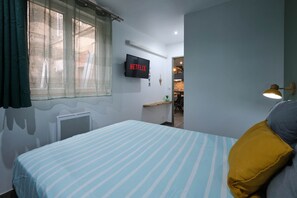 1 غرفة نوم ومكواة/لوح كي وواي فاي مجانًا وملاءات أسرّة