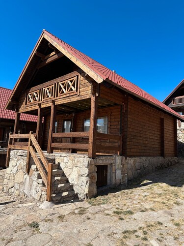 Chalet 'Belfort' with Mountain View, Wi-Fi and Air Conditioning