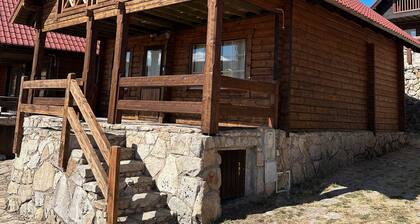 Chalet 'Belfort' with Mountain View, Wi-Fi and Air Conditioning