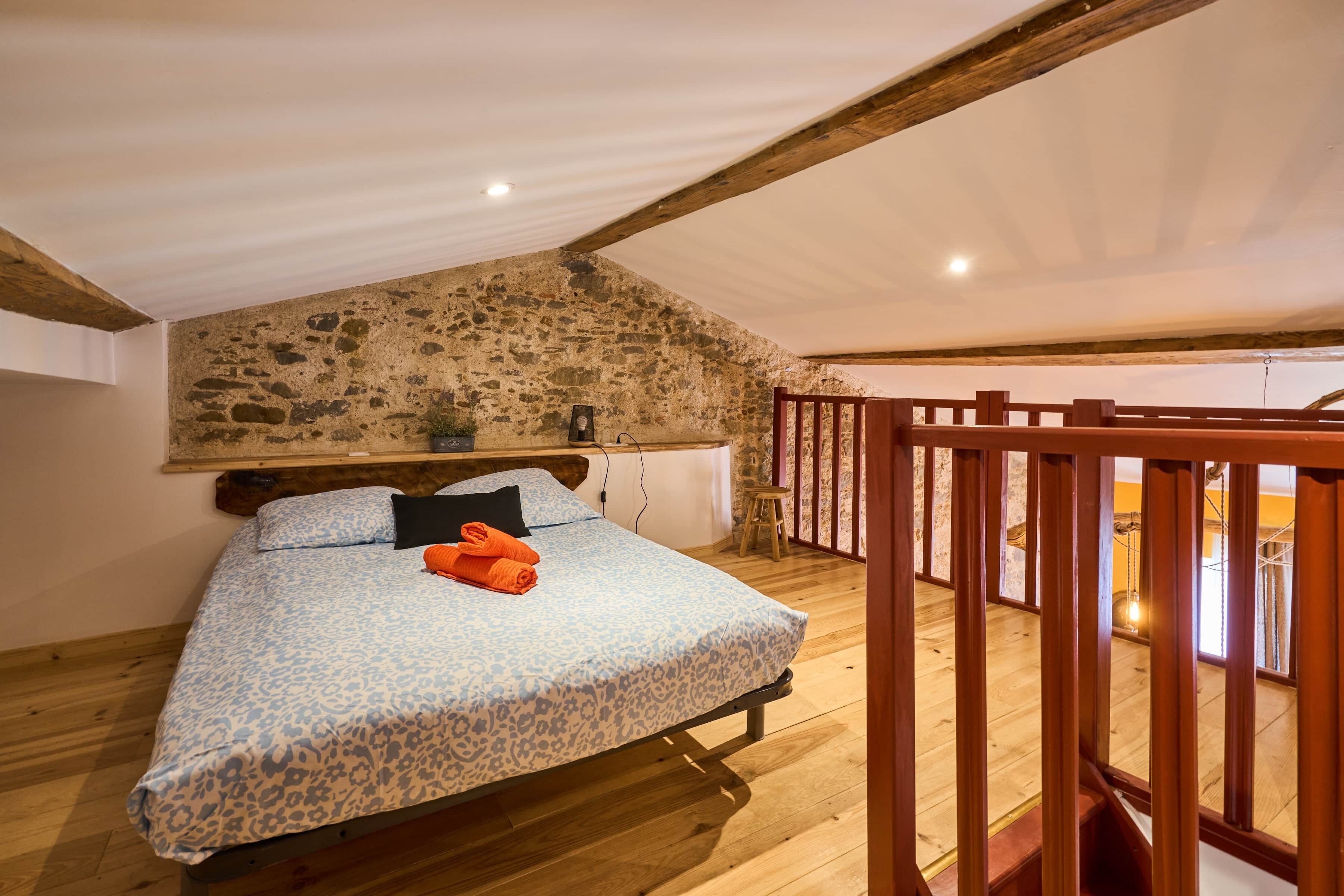 2 makuuhuonetta, silitysrauta/-lauta, ilmainen Wi-Fi, vuodevaatteet