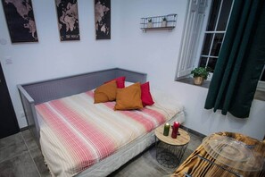 1 bedroom, iron/ironing board, free WiFi, bed sheets