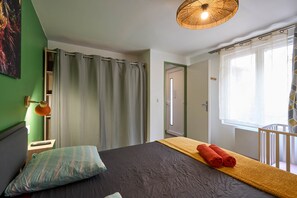 1 chambre, fer et planche à repasser, Wi-Fi