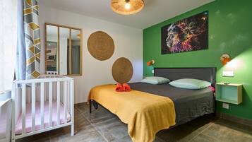 1 bedroom, iron/ironing board, free WiFi, bed sheets