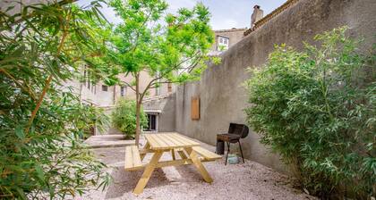 Independent & quiet - Air conditioning - Coeur de Carca