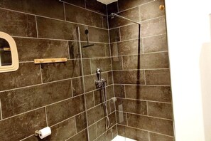 Hair dryer, towels