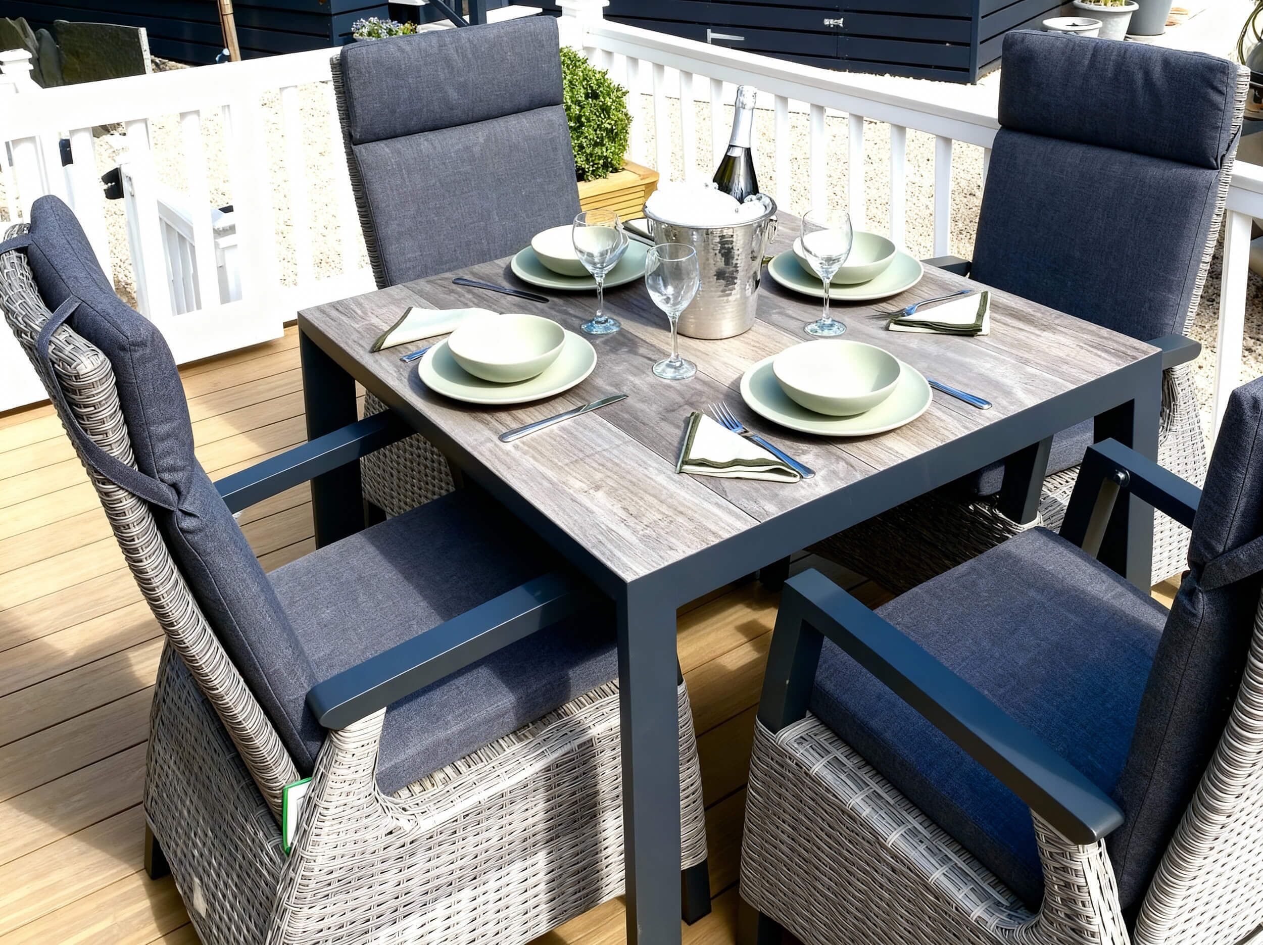 Feriehus | Udendørs spisemuligheder