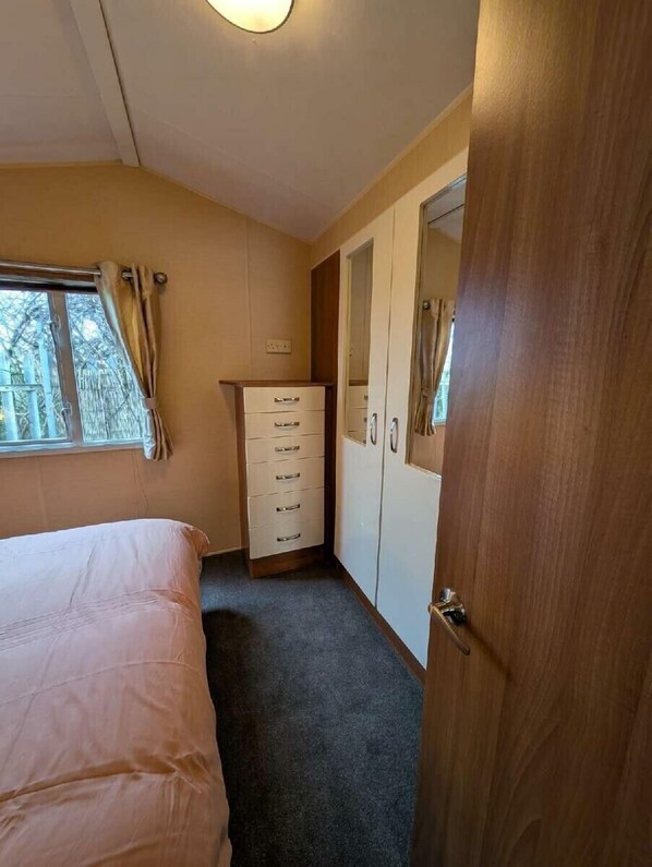 3 camere, con stile personalizzato, con arredamento individuale
