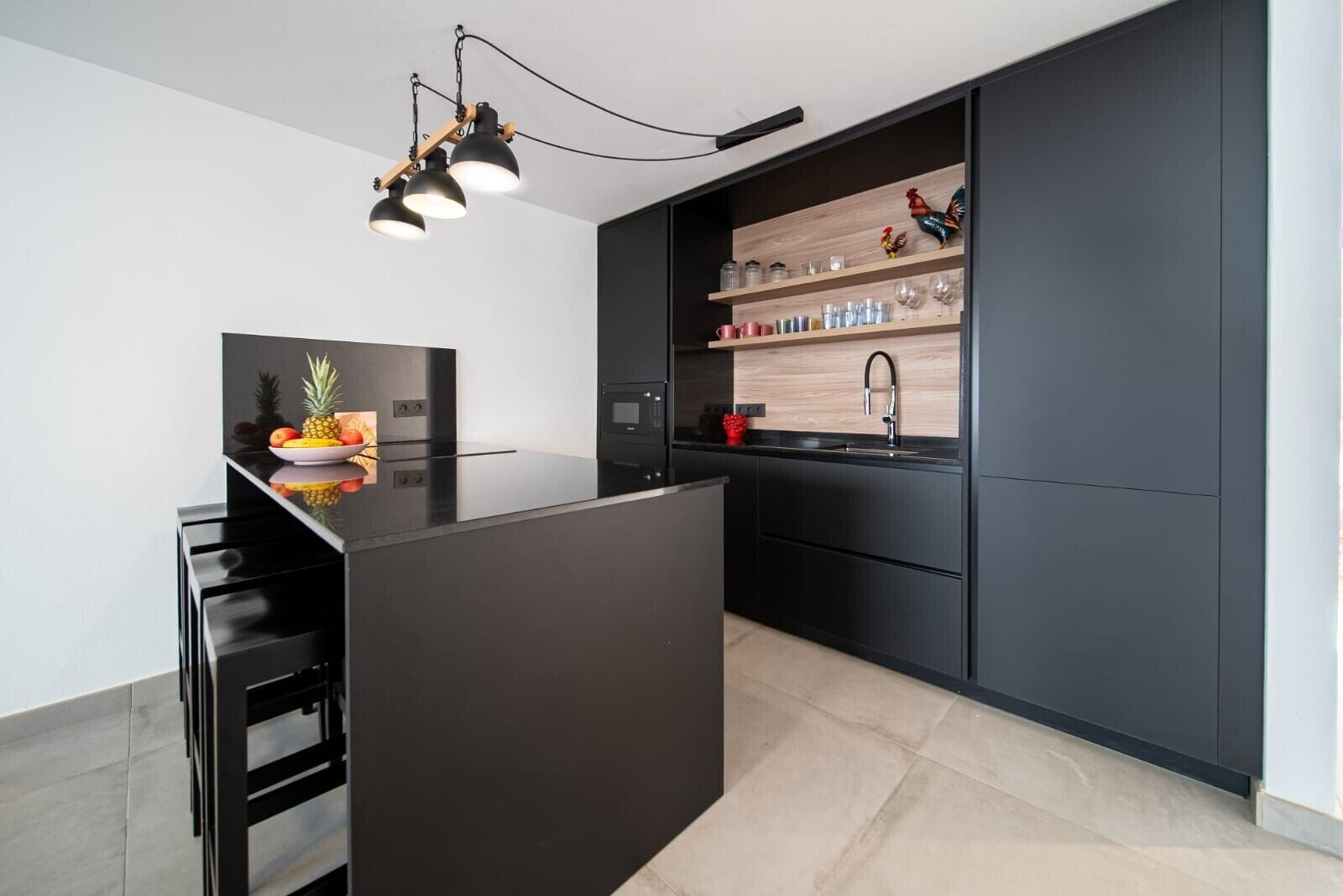 Microonde, forno, piano cottura, tostapane