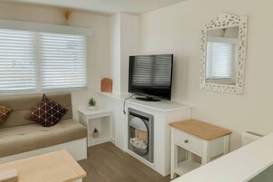 Cottage | Living area