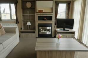 Cottage | Living area - Whitehouse Leisure Park - 19057 (Abergele)