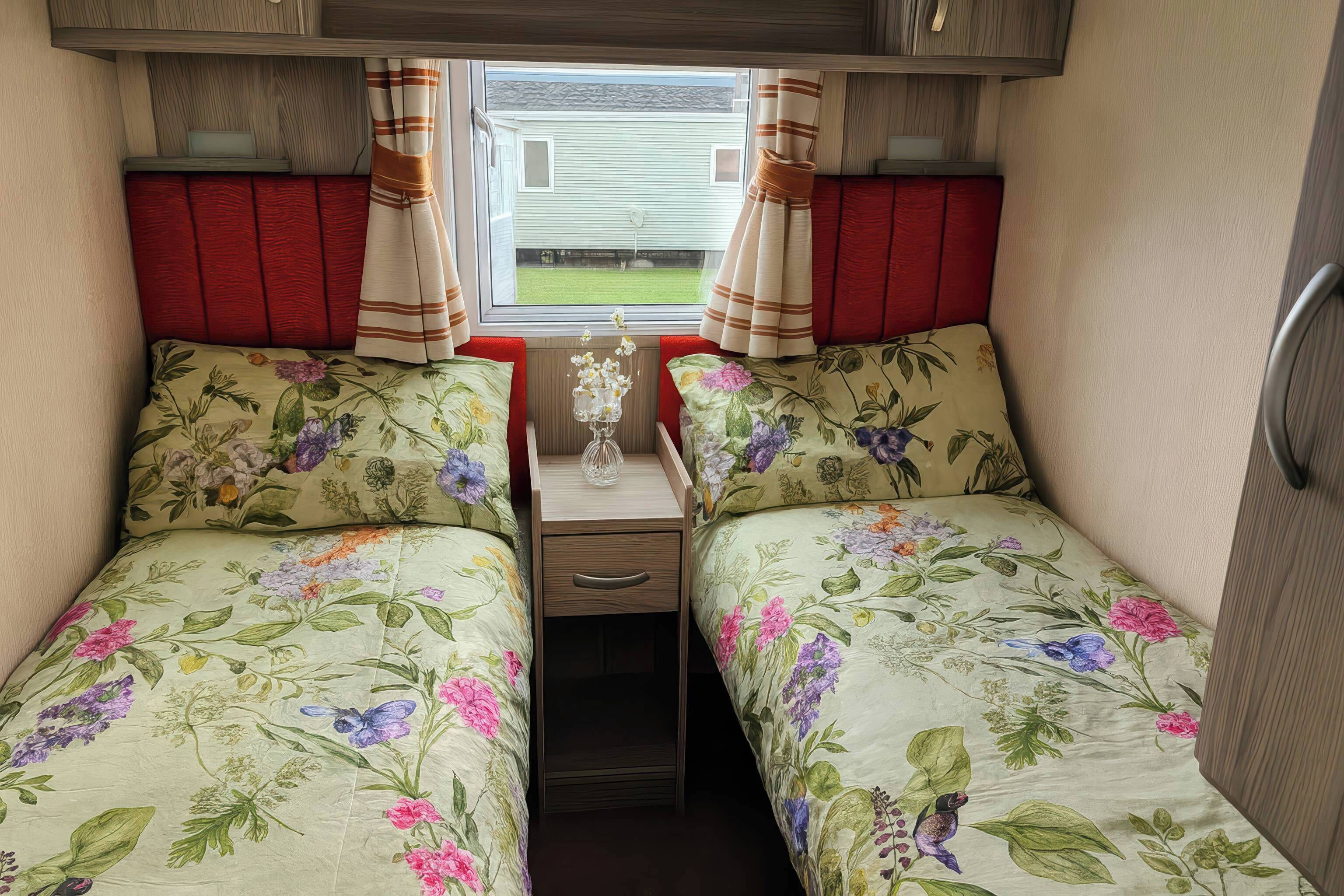 Cottage | 3 bedrooms, individually decorated, individually furnished, free WiFi