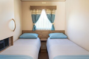 Cottage | 3 bedrooms, individually decorated, individually furnished, free WiFi