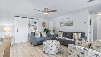 Casa, varias camas (Lemon Drop) | Zona de estar