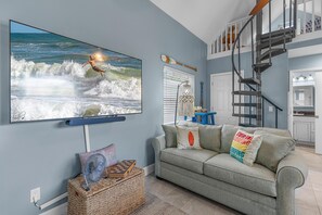 House, 1 Queen Bed with Sofa bed (Paradiso dei Limoni) | Living area - Paradiso dei Limoni (New Smyrna Beach)