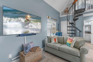 Hus - 1 queensize-säng med bäddsoffa (Paradiso dei Limoni) | Vardagsrum