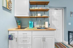 Talo, 1 keskisuuri parisänky ja vuodesohva (Paradiso dei Limoni) | Sisätilat