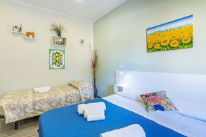 1 habitación, wifi y ropa de cama