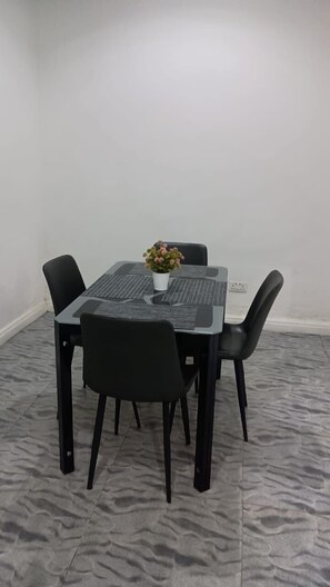 Dining - Groove Haven Lodge. Cozy and Inviting House in Accra, Ghana's, vibrant town  (Buduburam)