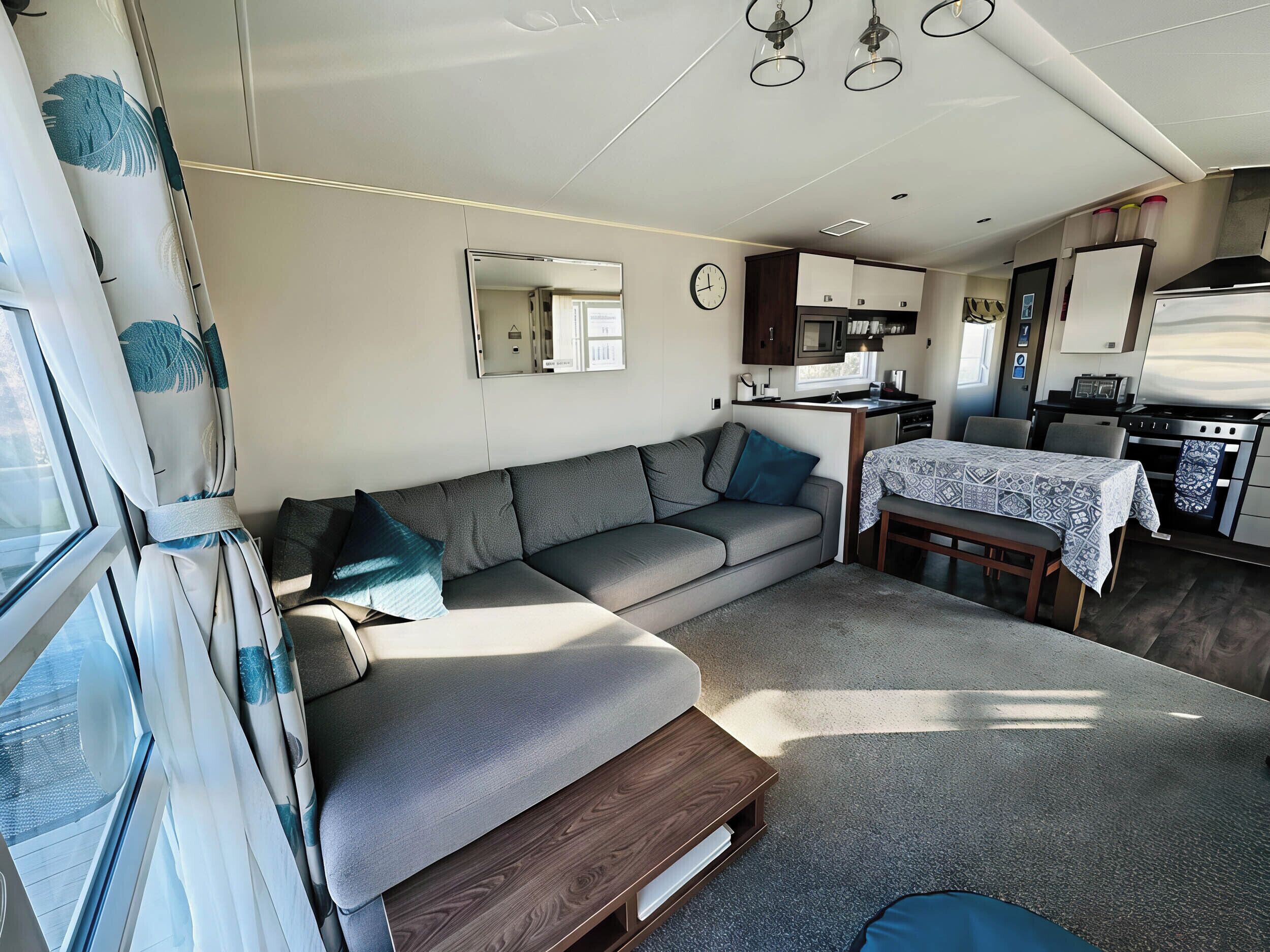 Cottage | Living area