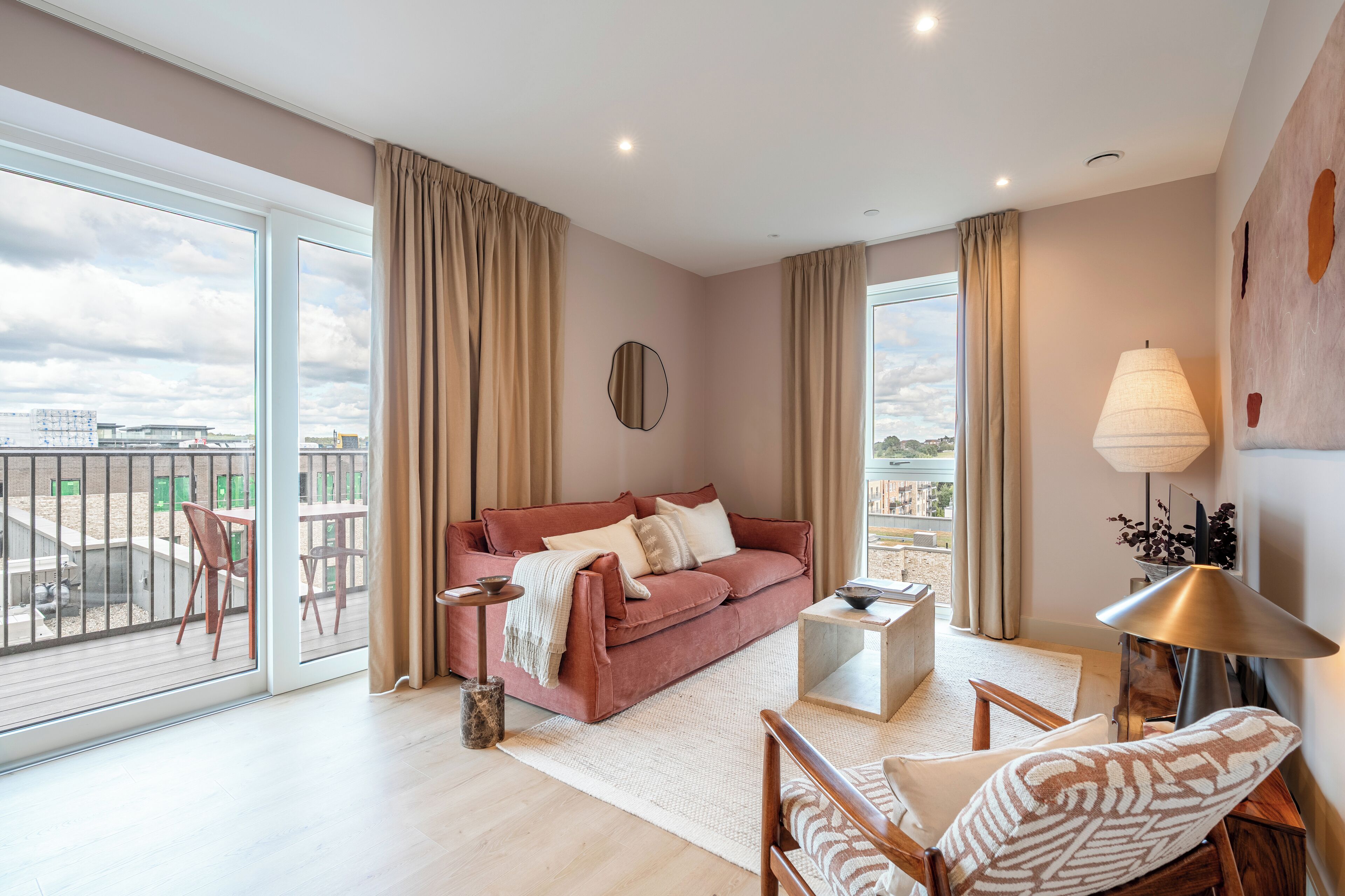 32-inch TV with digital channels