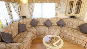 Cottage | Living area