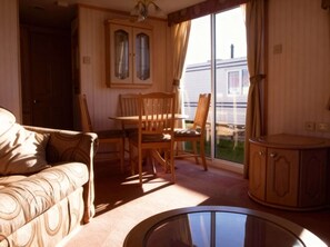 Living area - Coastfield Holiday Village - Holiday Accommodation 2604 (Skegness)