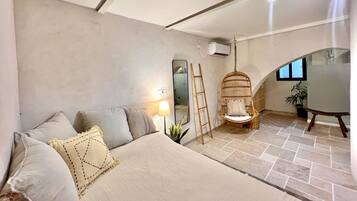 2 bedrooms, free WiFi