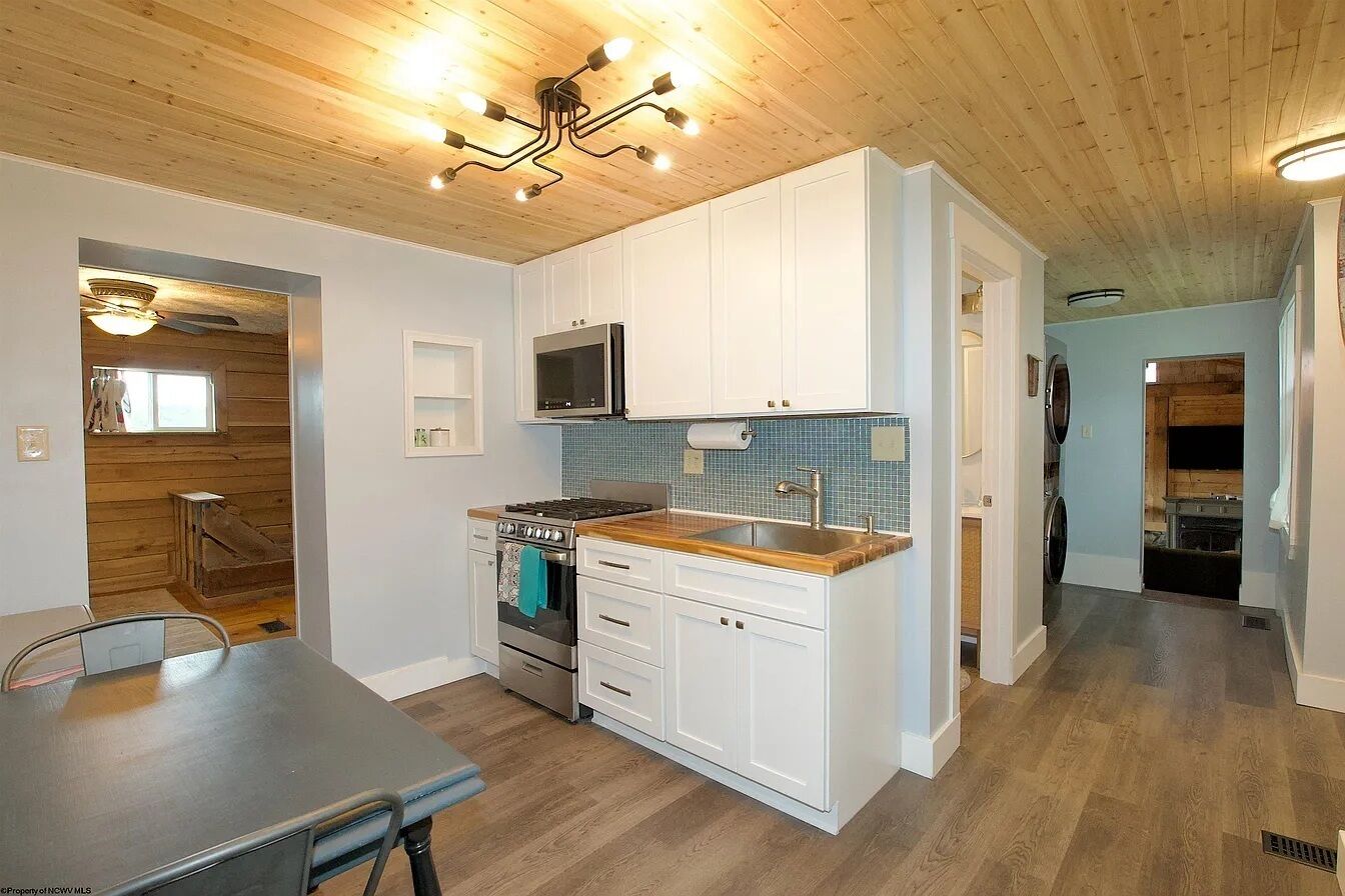 ثلاجة، ميكروويف، فرن، ماكينة لصنع القهوة/الشاي