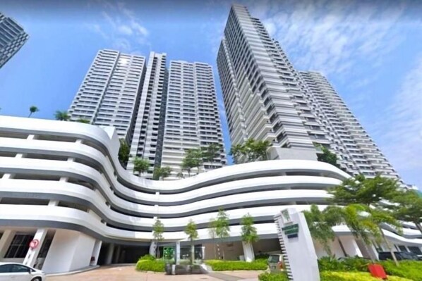 Exterior - Pangsapuri Meridian by RR JBcity (Iskandar Puteri)