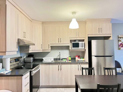 Central 2BR | Near Metro & Parks