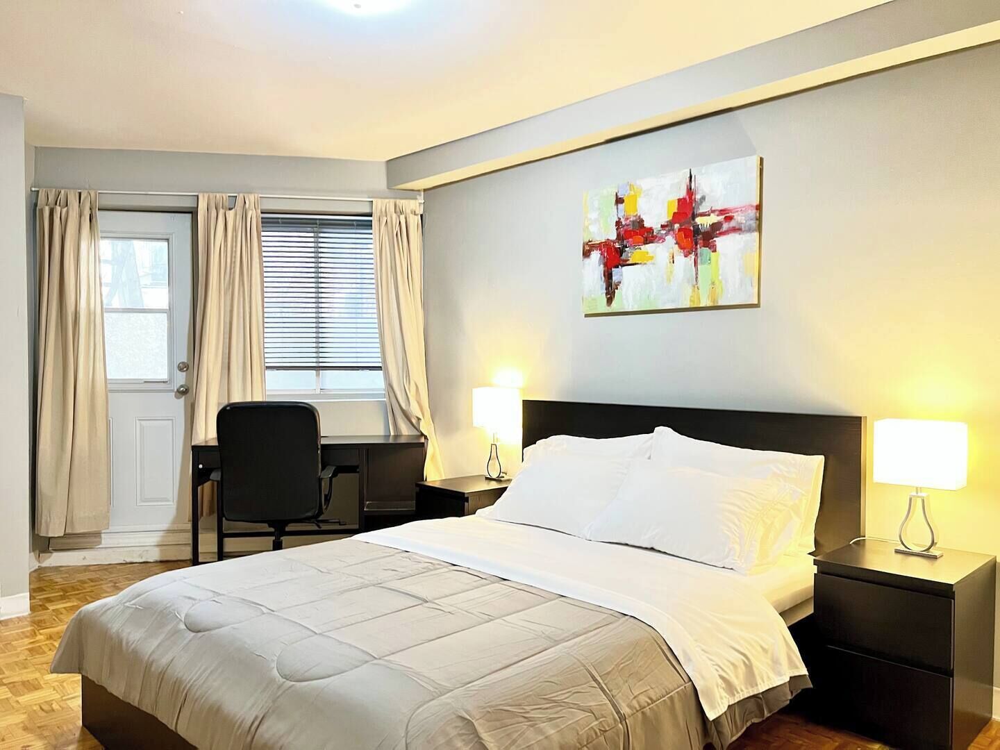 2 slaapkamers, een strijkplank/strijkijzer, wifi, beddengoed