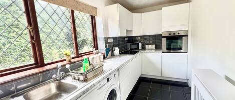 單棟房屋, 1 間臥室, 露台 | 洗衣設備