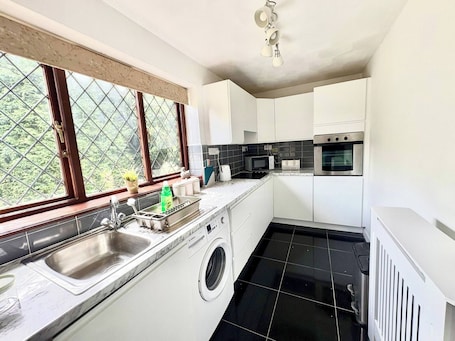 House, 1 Bedroom, Patio | Laundry