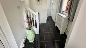 House, 1 Bedroom, Patio | Bahagian dalam