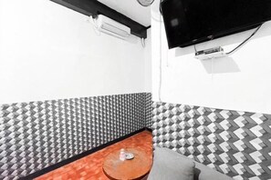 Interior - Modom Residence (East Jakarta)