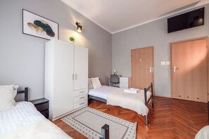 1 bedroom, iron/ironing board, WiFi, bed sheets