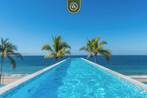 Pool - Luxury 4 BR Condo Amazing Views - Beach - Pools (Puerto Vallarta)