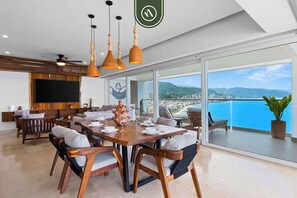 Apartment, Mehrere Betten, Balkon, Meerblick (Harbor 171 TN 2301) | Speisen